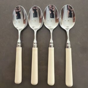 Set Of 4 Stanley Roberts Spectrum Ivory Stainless TEASPOONS 6 1/2"